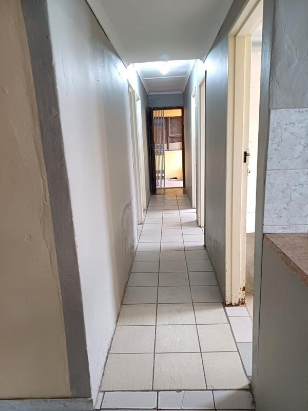 To Let 3 Bedroom Property for Rent in Khaya Western Cape